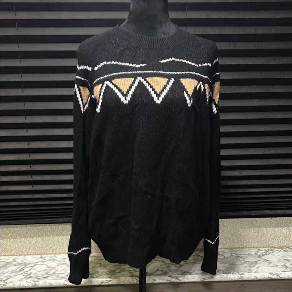 360 Cashmere Women’s Black w‎ Chest Print LS 100% Cashmere Sweater Medium